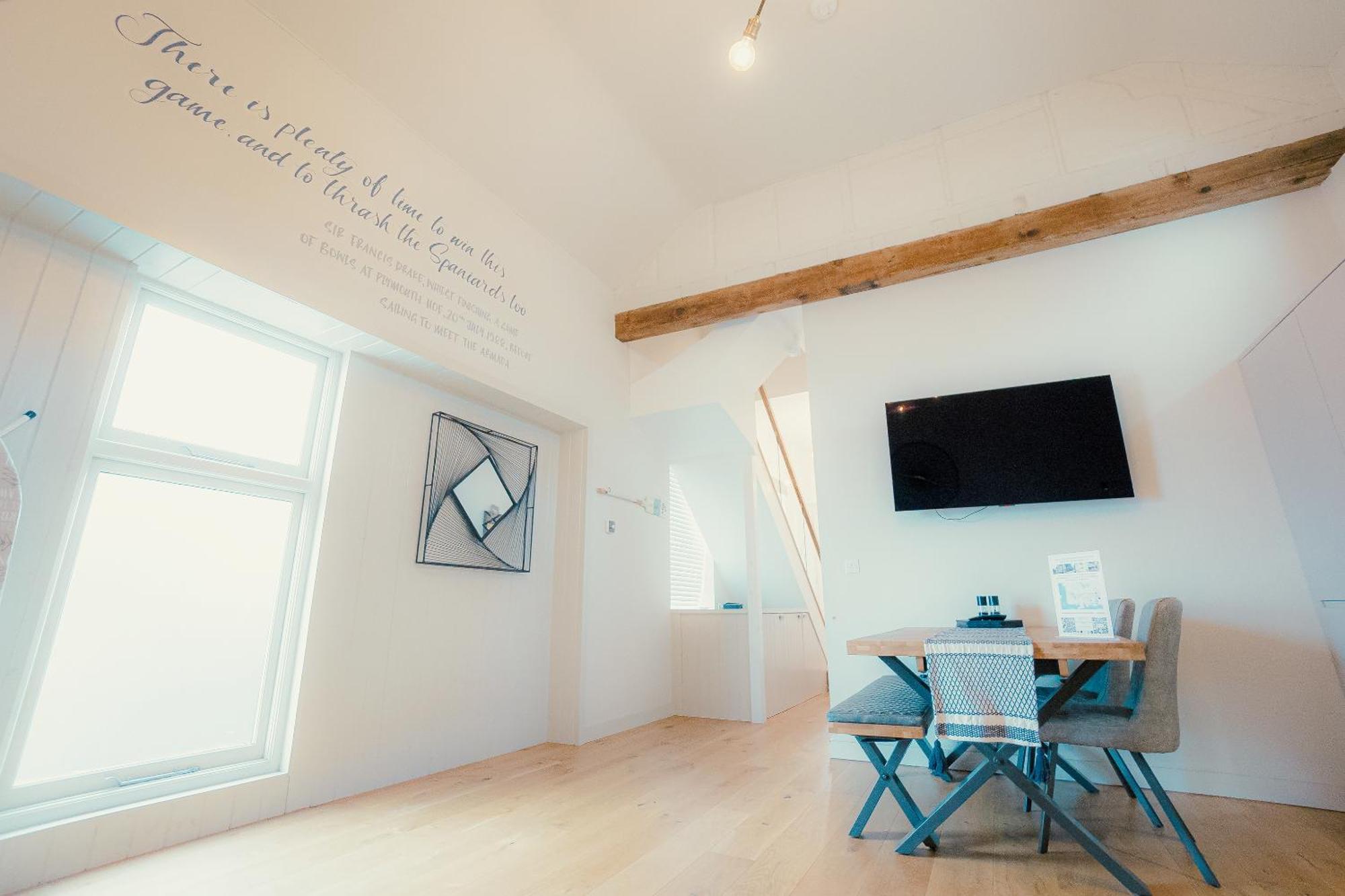 Hébergement de vacances Executive Coach House On The 2 Free Parking Spaces